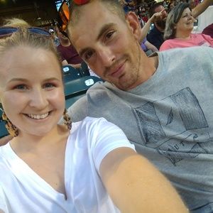 Meet your Posher, Lynn